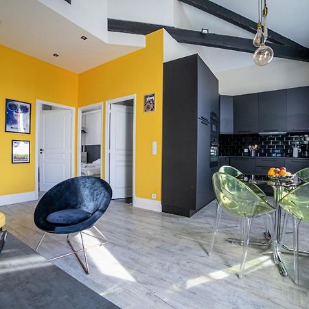 The Loft - Superb 2 Bedrooms On Top Floor With Terrace - 10Min To Palais & Beach! Cannes Luaran gambar