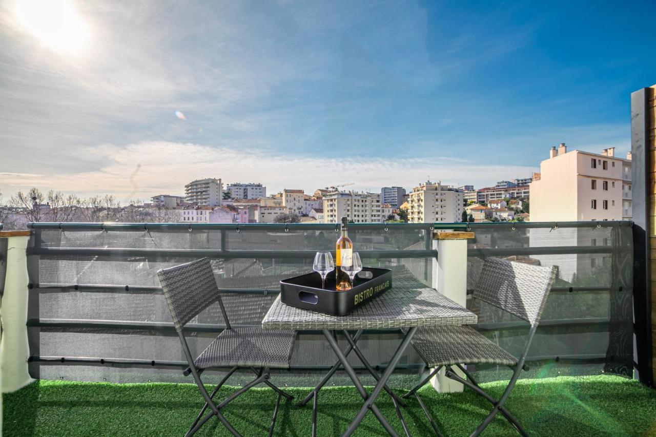 The Loft - Superb 2 Bedrooms On Top Floor With Terrace - 10Min To Palais & Beach! Cannes Luaran gambar
